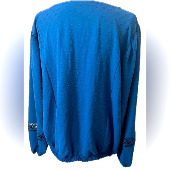 NWOT Lane Bryant Blue long sleeve crop top, size 28 - Picture 7 of 9